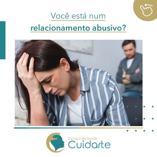 Um relacionamento abusivo pode ser difícil de reconhecer, especialmente se a pessoa envolvida está emocionalmente investida na relação. No entanto, existem alguns sinais que podem indicar um relacionamento abusivo. O primeiro sinal é o controle excessivo por parte do parceiro. Isso pode incluir o controle do dinheiro, da comunicação com amigos e familiares, da aparência física e da rotina diária. O parceiro abusivo pode se mostrar muito ciumento e possessivo, o que pode levar à retirada do isolamento da vítima.

Outro sinal de um relacionamento abusivo é a violência física ou verbal. O parceiro abusivo pode recorrer a ameaças, intimidação, agressão física ou verbal para controlar a vítima. A vítima pode sentir medo ou ansiedade com a presença do parceiro abusivo. Além disso, o abuso emocional também pode estar presente no relacionamento, como humilhações, xingamentos e críticas constantes que afetam a autoestima e o bem-estar emocional da vítima.

Finalmente, o terceiro sinal de um relacionamento abusivo é a negação do parceiro abusivo em relação ao comportamento abusivo. O parceiro abusivo pode minimizar ou negar o comportamento abusivo, culpar a vítima pelo comportamento ou afirmar que a vítima está exagerando a situação. Isso pode dificultar ainda mais a saída da vítima do relacionamento abusivo, pois pode levar a dúvidas sobre a própria percepção da realidade.

Em resumo, é importante prestar atenção aos sinais de um relacionamento abusivo e buscar ajuda quando necessário. Se você ou alguém que você conhece está enfrentando um relacionamento abusivo, há organizações e profissionais treinados que podem ajudar a sair dessa situação. A violência doméstica é um problema grave que pode ter consequências físicas e emocionais a longo prazo, por isso é importante buscar ajuda e apoio.

Precisa de ajuda? Agende uma consulta e venha conversar com a gente!

📌 Av. Lins de Vasconcelos, 3282, Cj 35, 3º andar, Vila Mariana – SP
📞 WhatsApp: (11) 98199-0292

#EspaçoCuidarte #Cuidarte #AtendimentoPsicologico #AtendimentoPersonalizado #SaudeMental #RelacionamentoAbusivo #Relacionamento